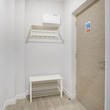 Appartamento Modern 1br Sleeps 2 By With Us *