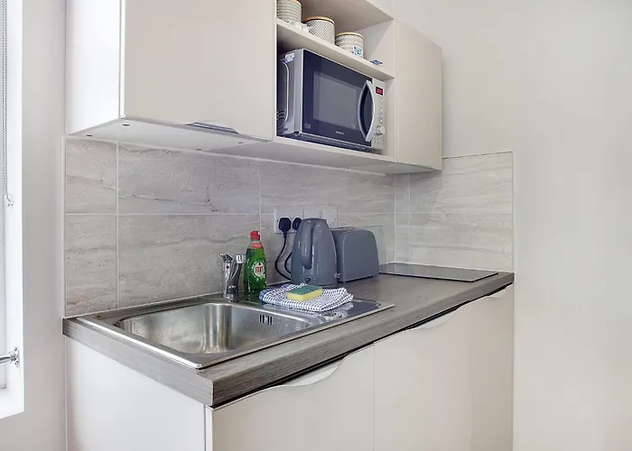 Διαμέρισμα Medium On Linthorpe Road, With Free Wifi, Free Private Parking, Smart Tv & Self-catering Kitchen *